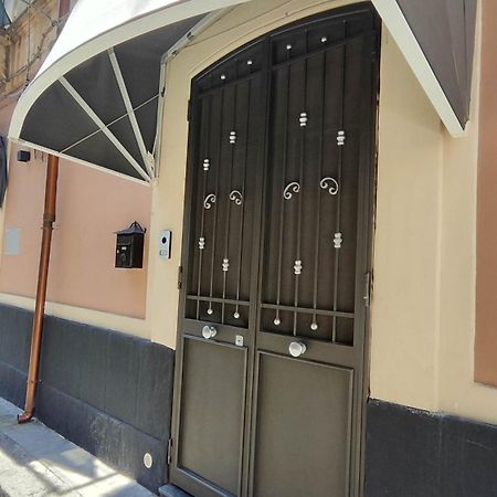 Aitho Apartment 45 Aeroporto di Catania Fontana Rossa Esterno foto