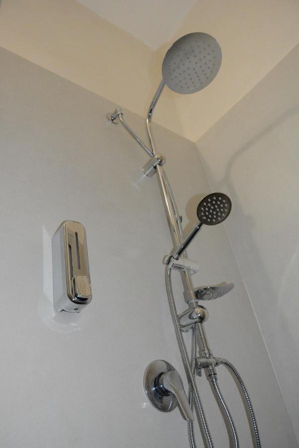 Aitho Apartment 45 Aeroporto di Catania Fontana Rossa Esterno foto