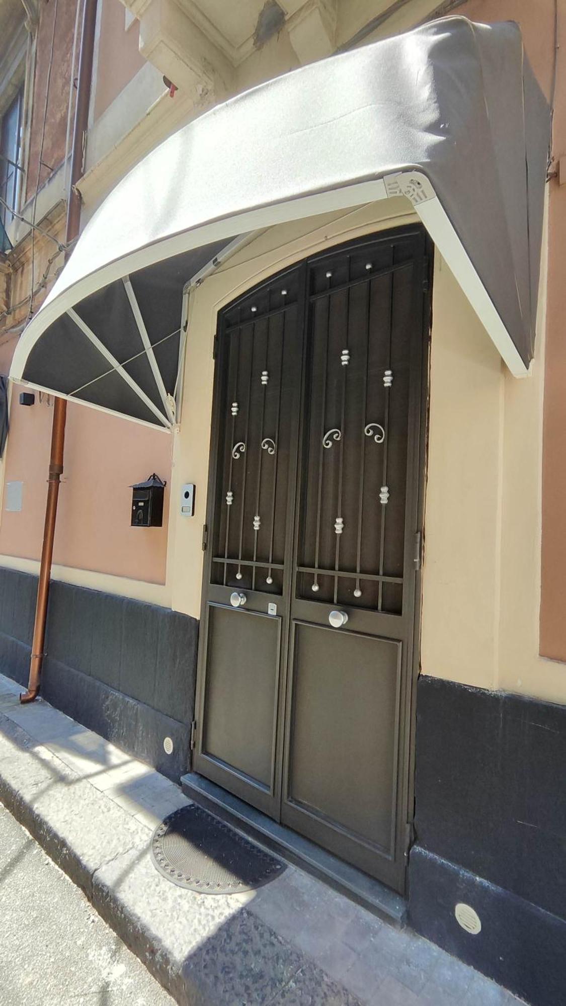 Aitho Apartment 45 Aeroporto di Catania Fontana Rossa Esterno foto